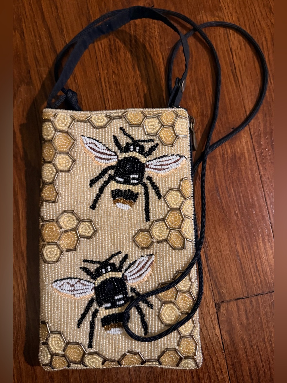 Beaded Honeybee Crossbody Phone Bag - Gold & Cream w/Gray back